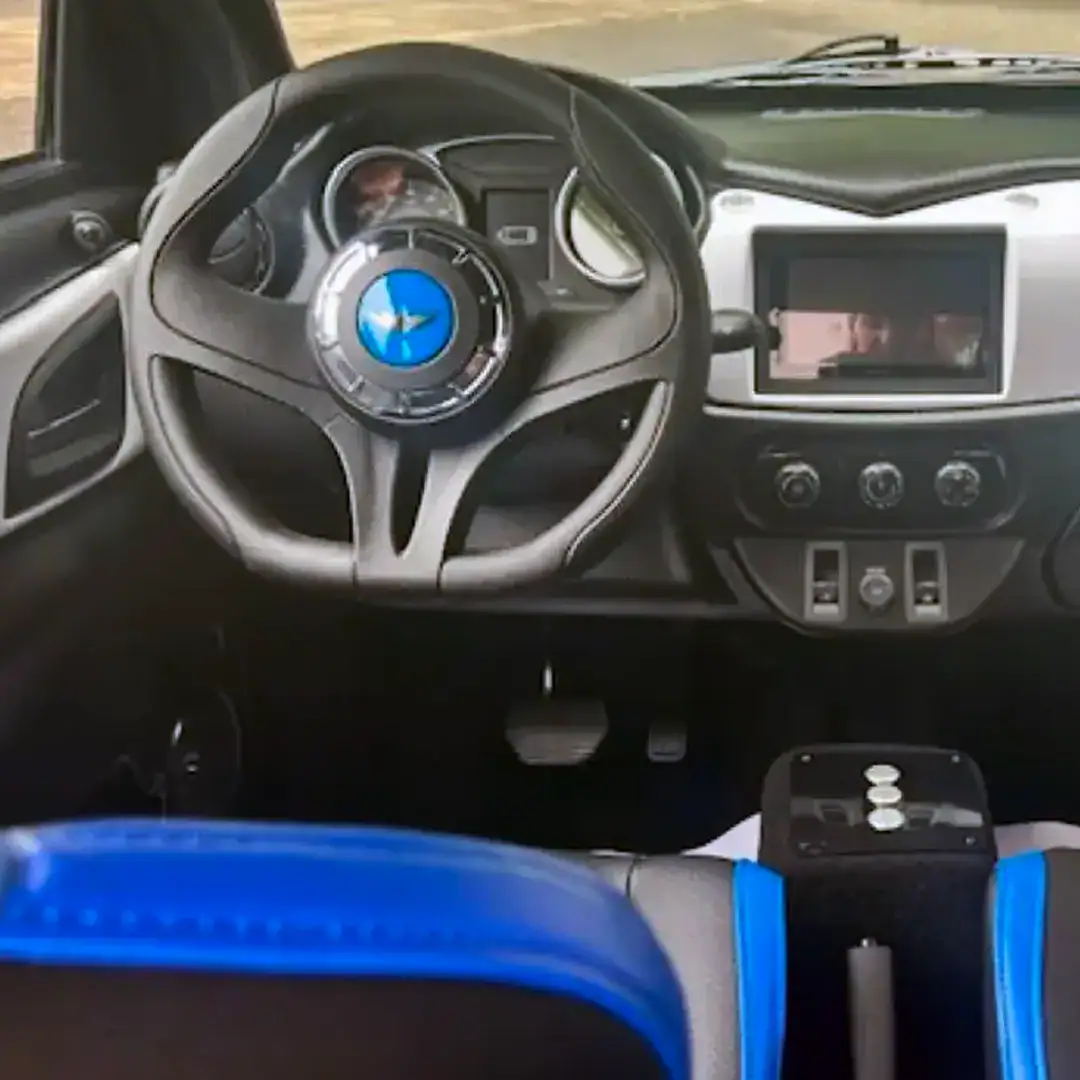 CHATENET CH46 e-Spring – voiture sans permis électrique – volant et tableau de bord