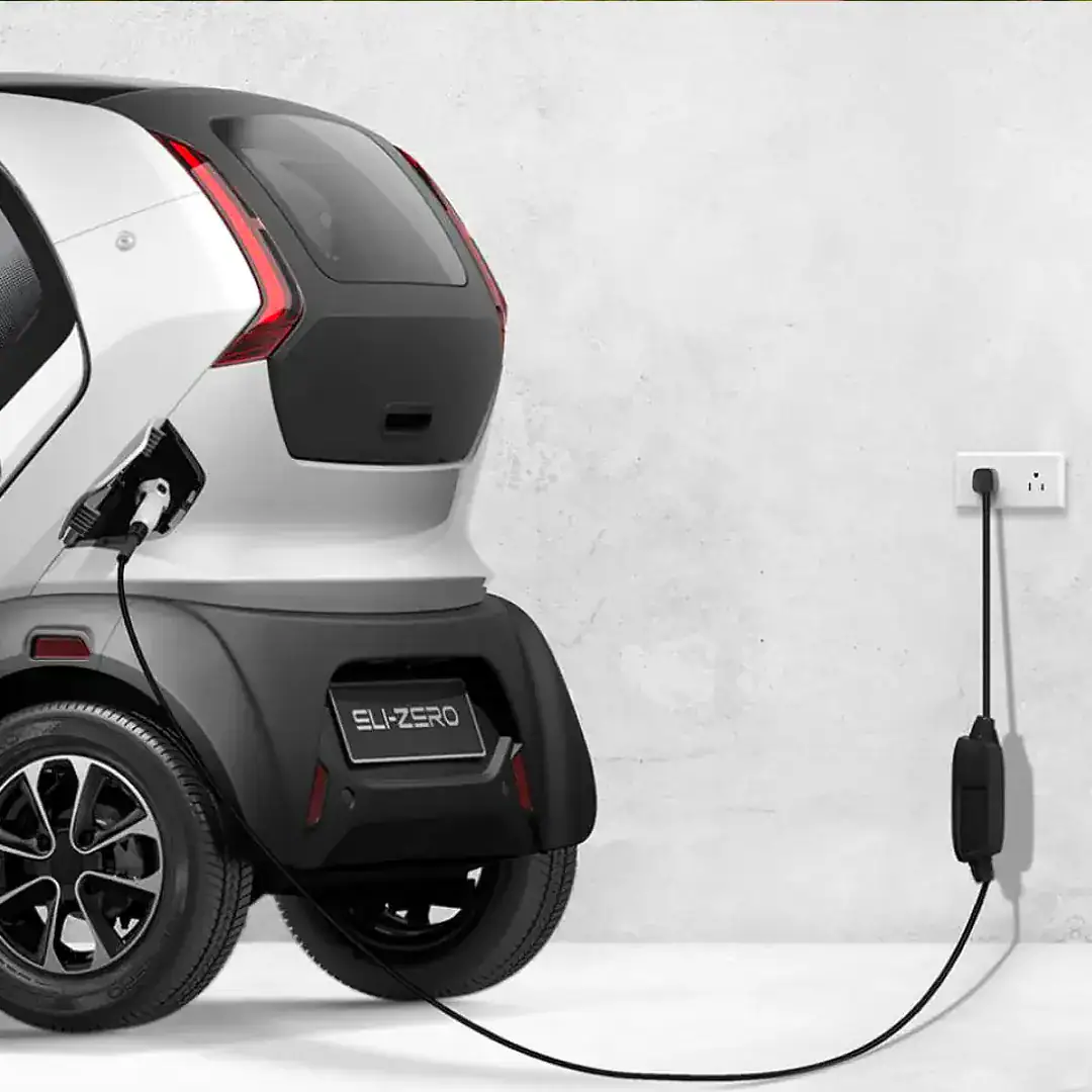 ELI Zéro Plus – voiture sans permis électrique – recharge sur prise domestique
