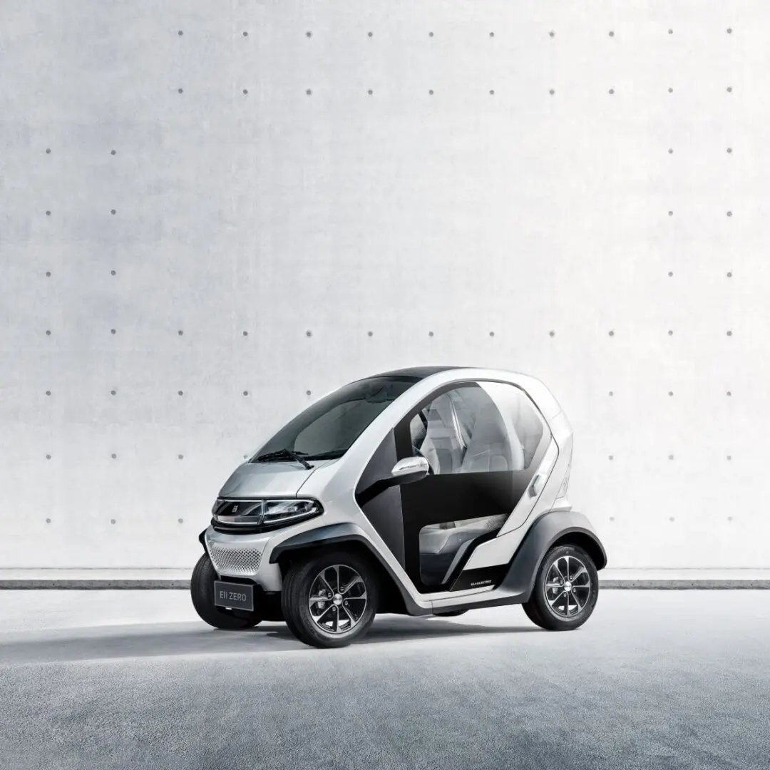 ELI Zéro Plus – voiture sans permis électrique – vue de trois quarts arrière