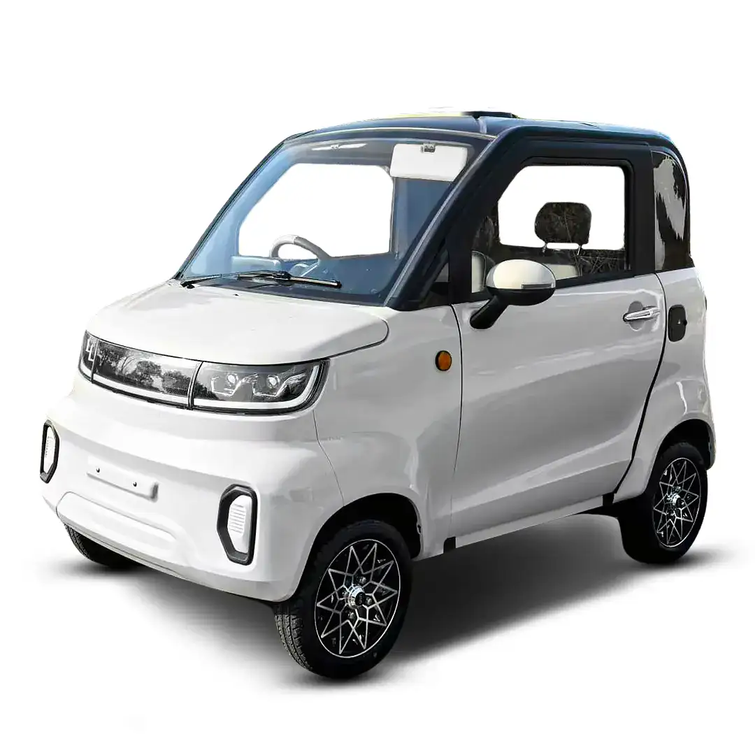 Location NIU MM500 – voiture sans permis électrique en Île-de-France – vue de face, blanche