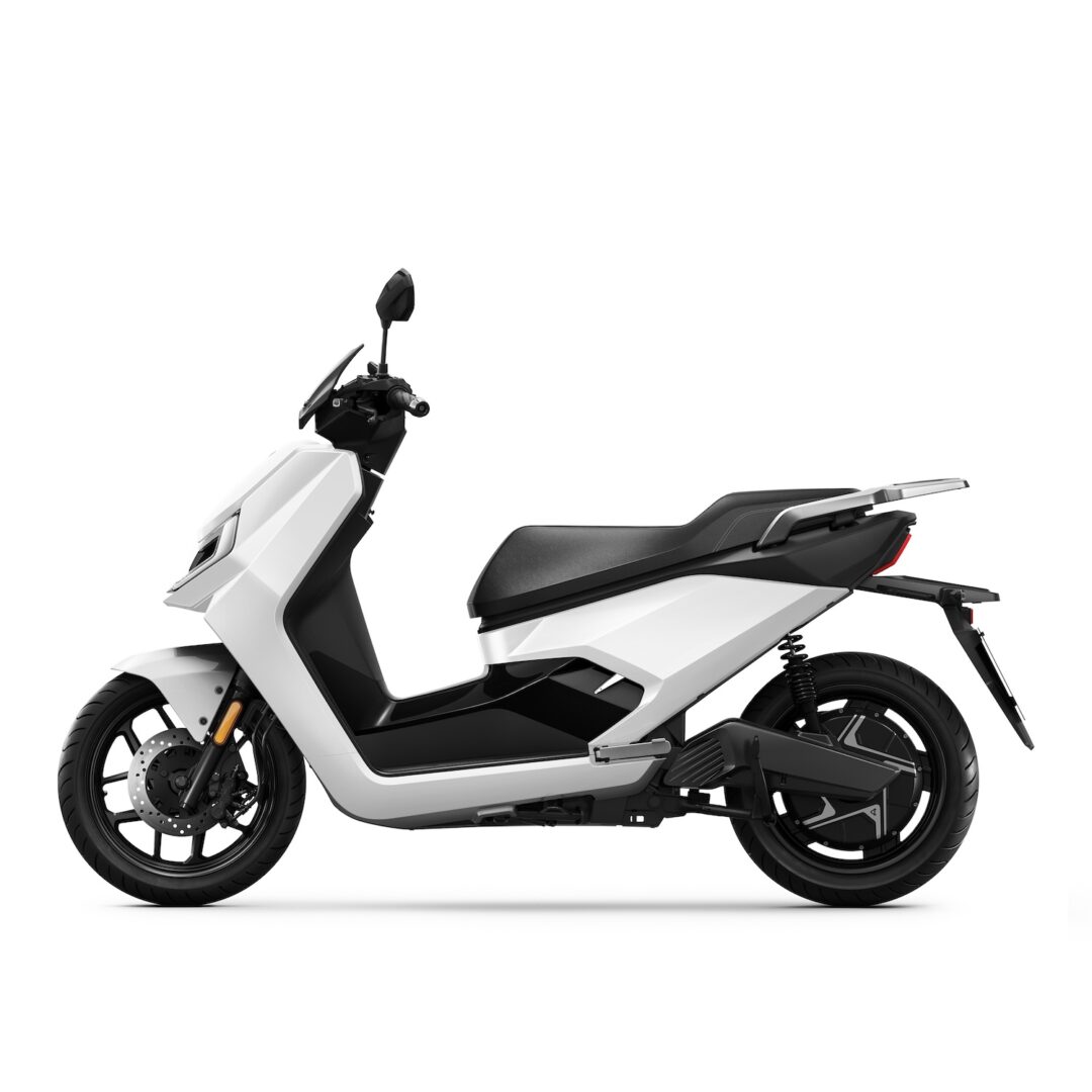 NIU FQI500 coté blanc