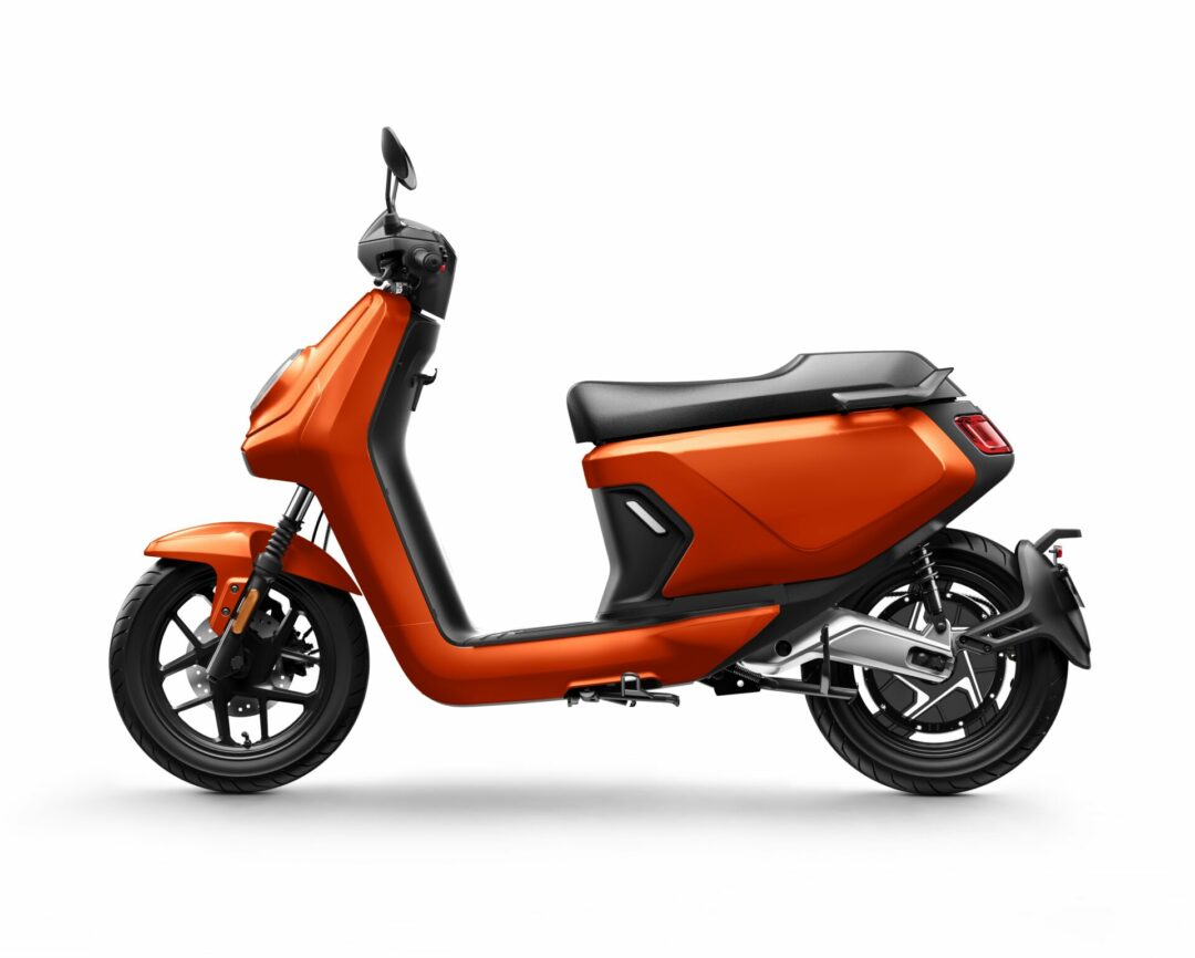 MQi GT 100_Side Left_Orange