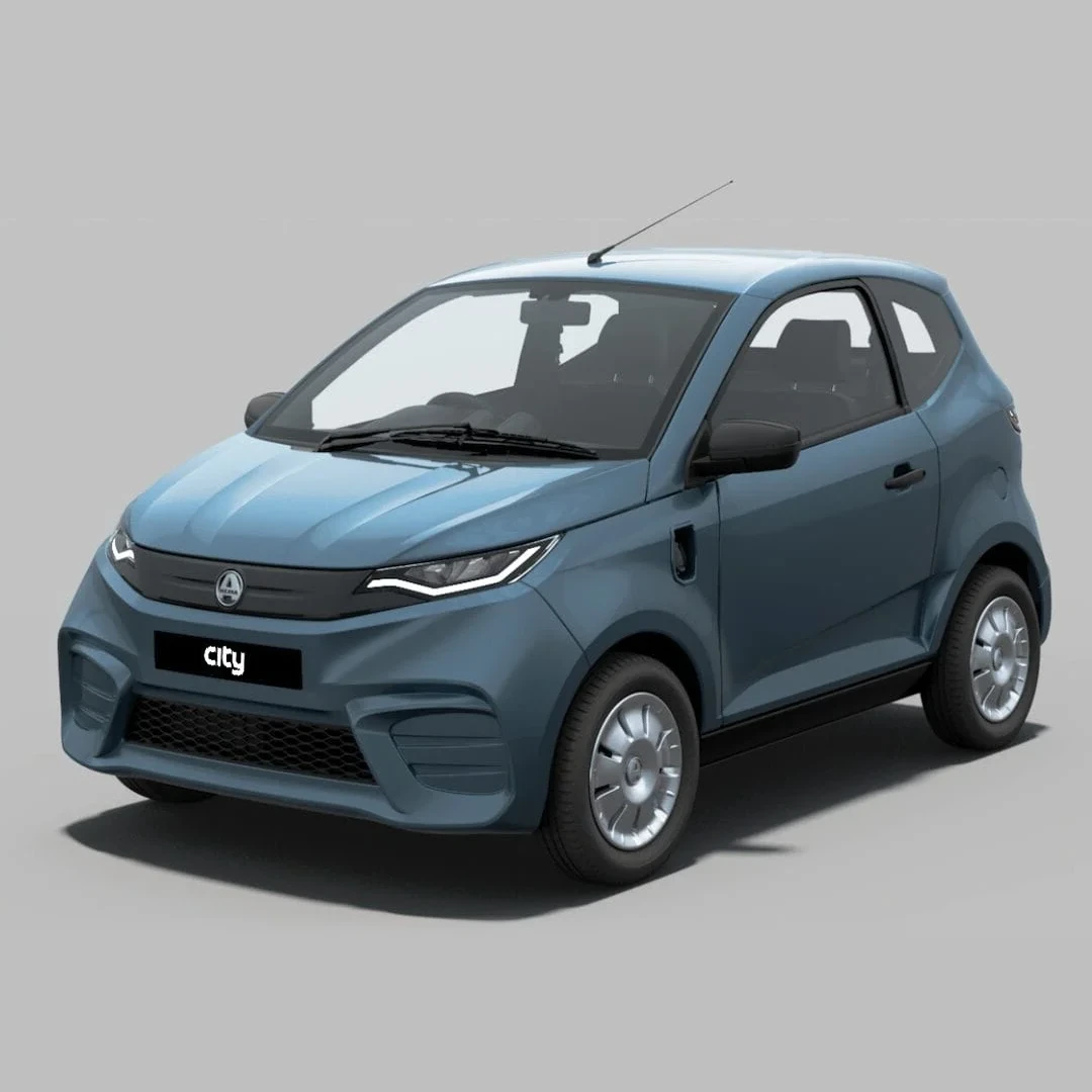 AIXAM - City Pack diesel gris titane – vue 3/4 avant