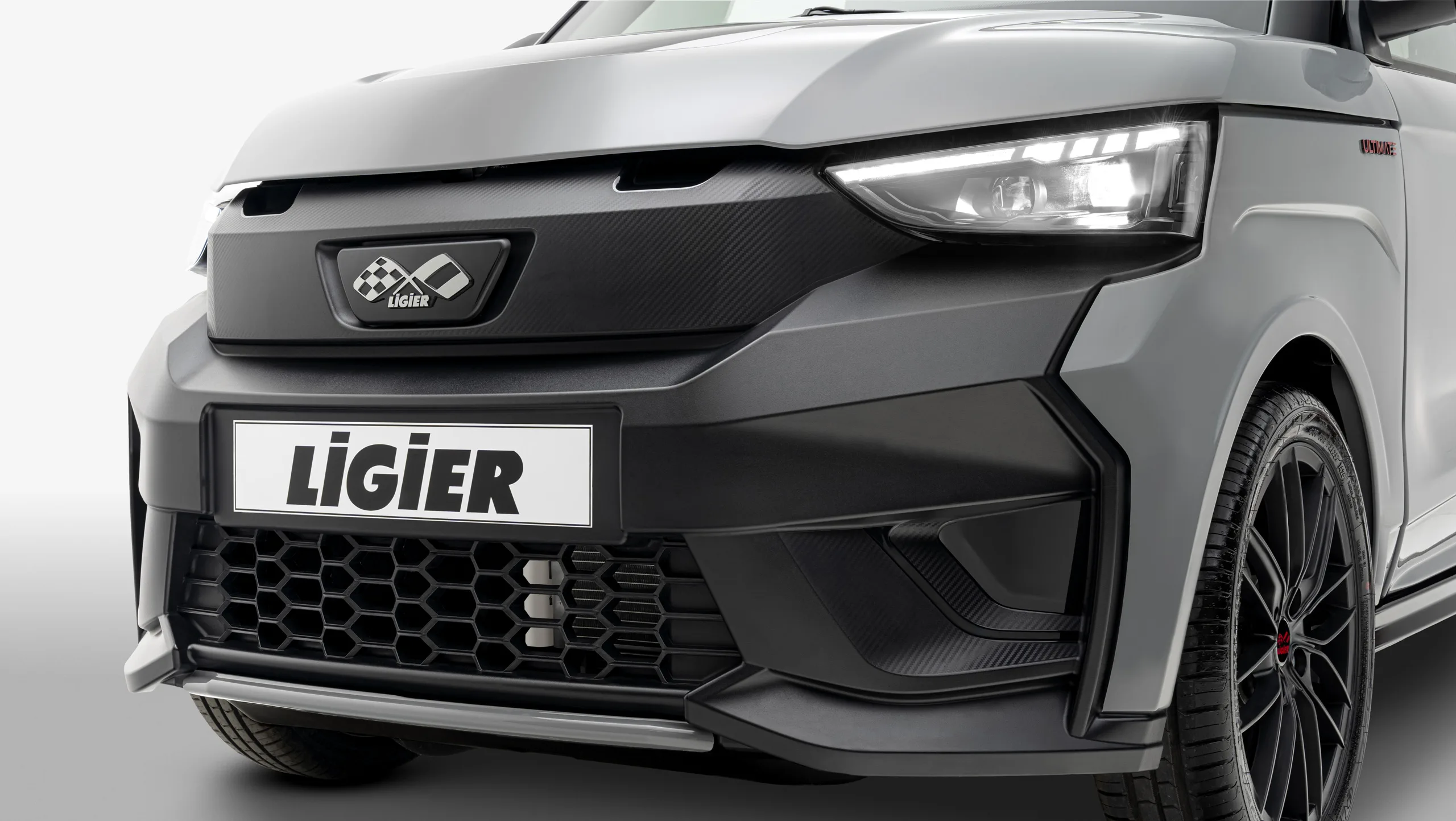 Ligier JS60 voiture sans permis neuve - bouclier js60
