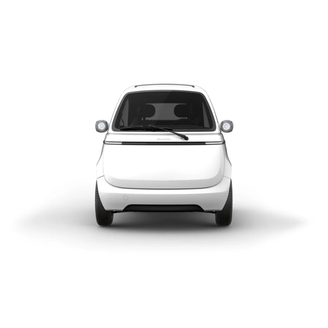 Location MICROLINO 3 mois – voiture électrique permis B1 blanche – vue de face