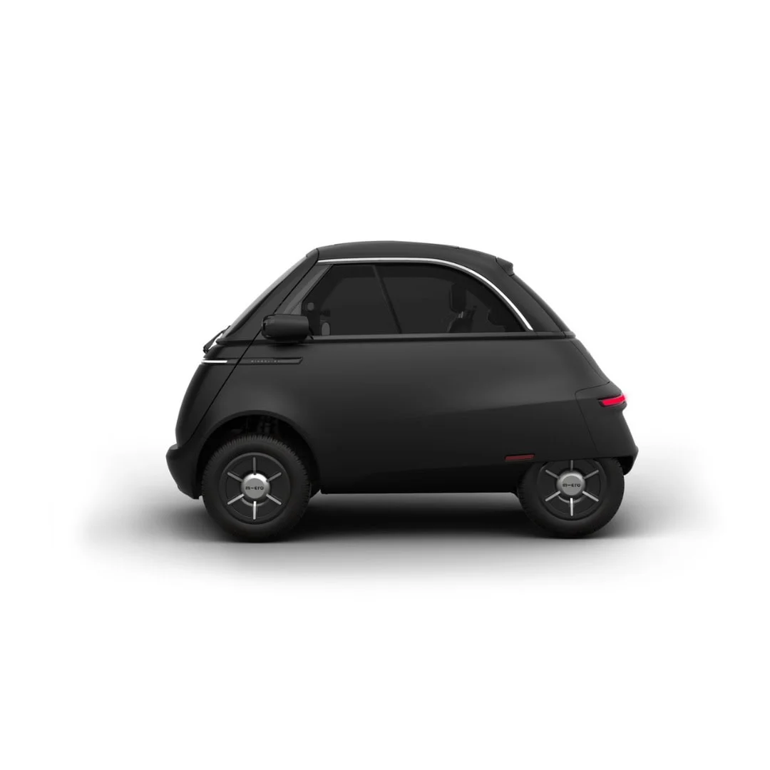 MICROLINO – voiture électrique permis B1 – vue de profil, noire