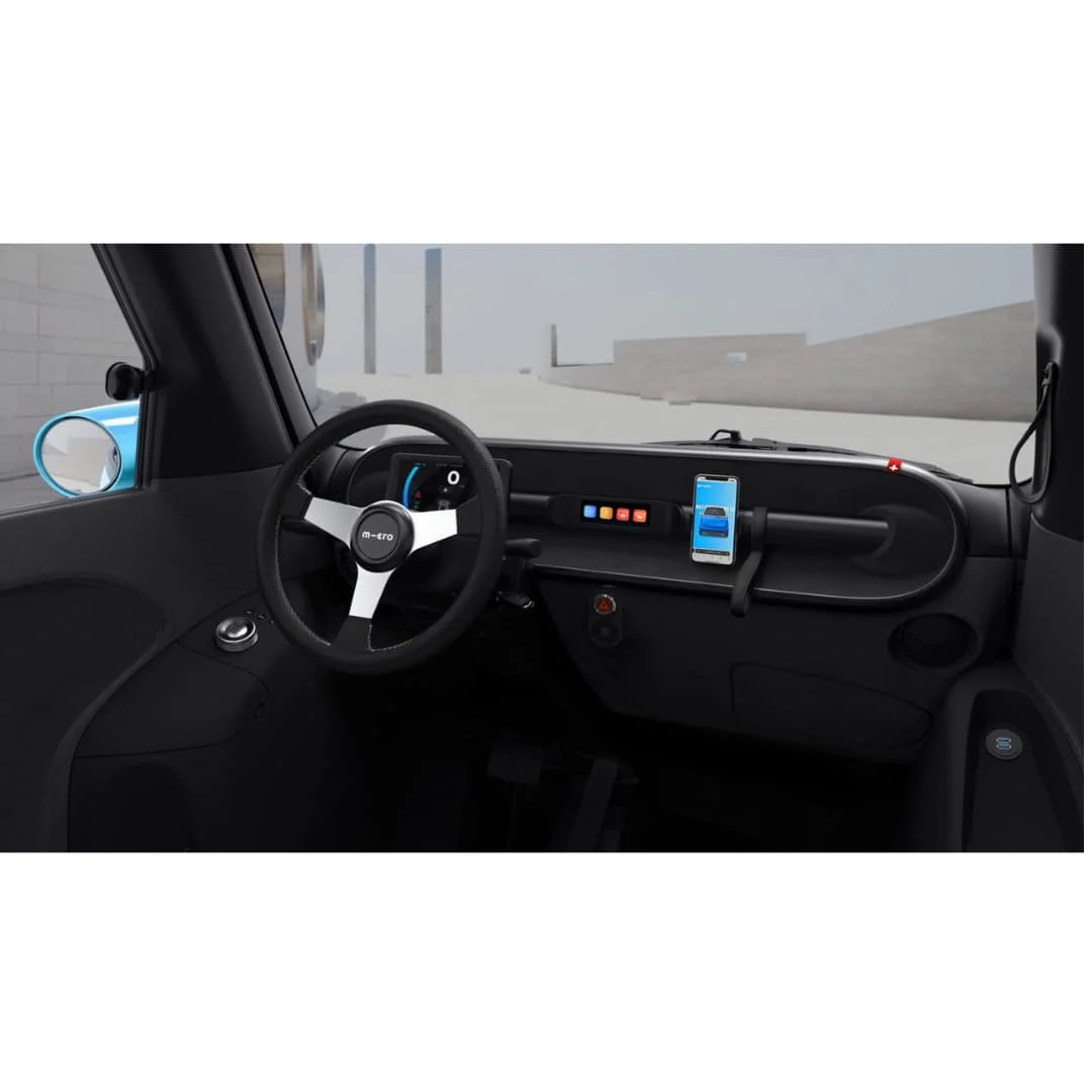 Location MICROLINO Lite 3 mois – voiture électrique sans permis – volant et tableau de bord