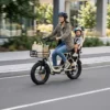 NIU BQi Utility 200 – vélo cargo électrique utilitaire – cycliste en ville