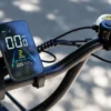 NIU BQi Utility 200 – vélo cargo électrique utilitaire – écran de bord et guidon
