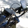 NIU BQi Utility 200 – vélo cargo électrique utilitaire – détail guidon et câblage