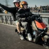 NIU FQiX 300 – scooter électrique 125 cm3 – pilote de nuit en ville