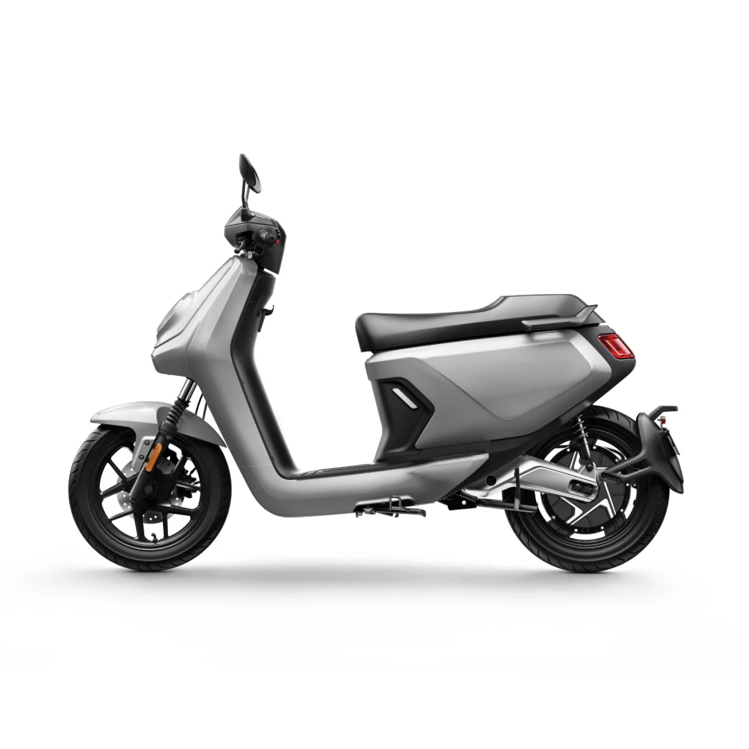 NIU MQi GT 100 – scooter électrique 125 cm3 – vue de profil