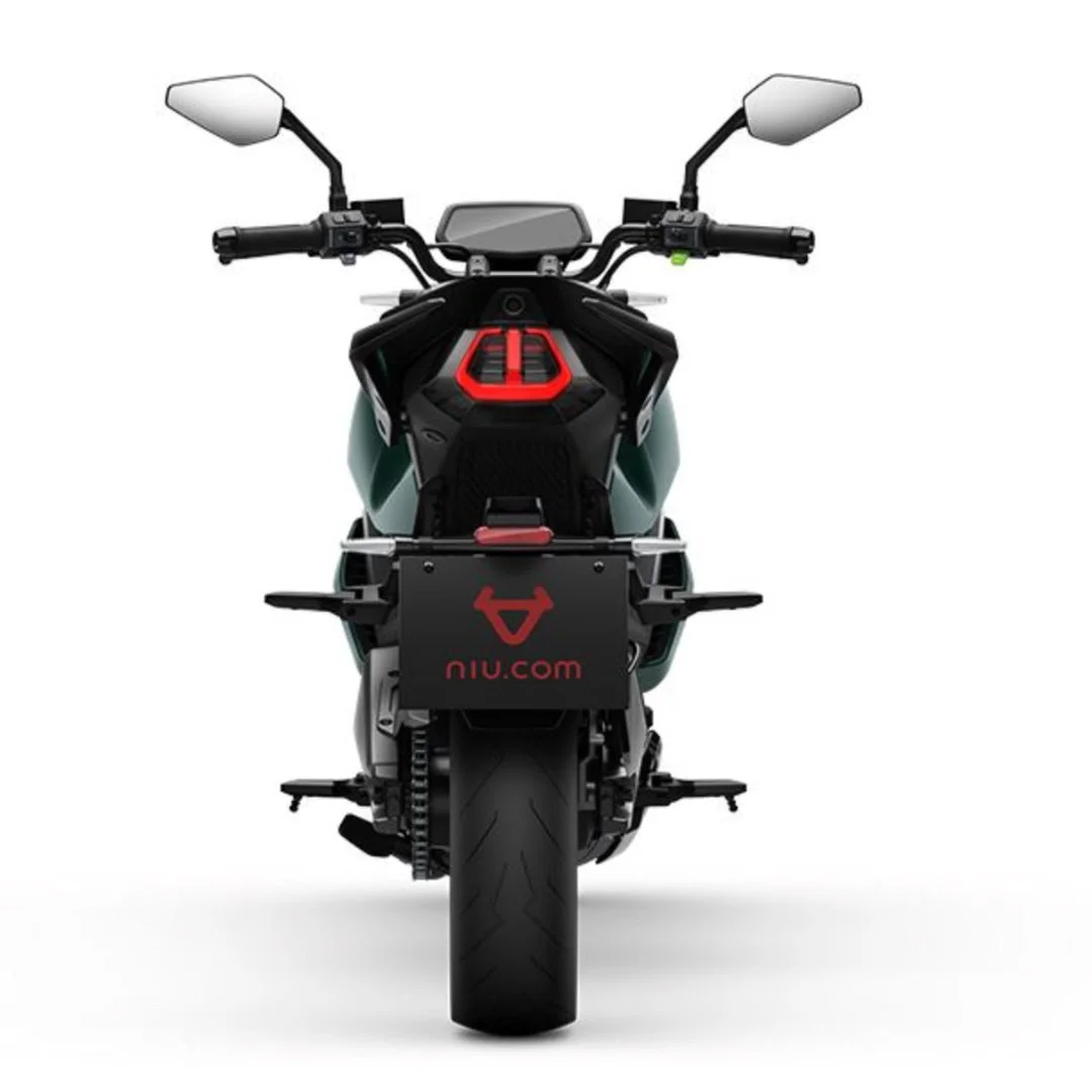 NIU RQi Sport – moto électrique 125 cm3 – vue arrière, rouge