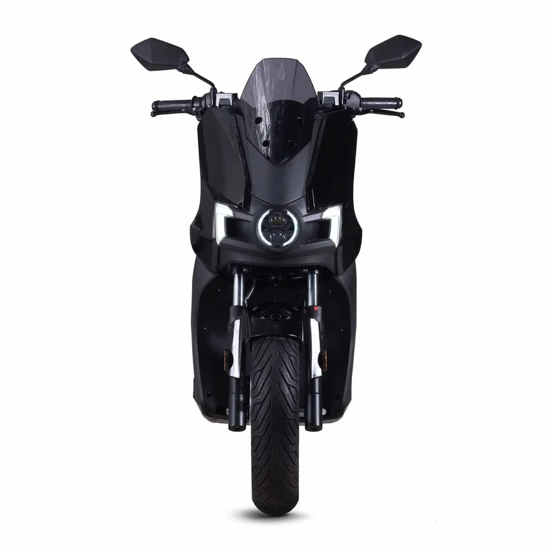 SILENCE S01 – scooter électrique 125 cm3 – vue de face, noir