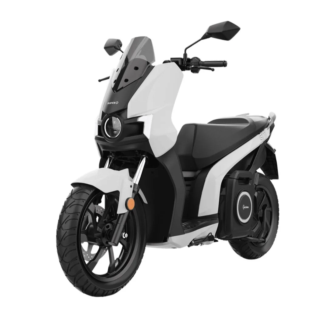 SILENCE S01 – scooter électrique 125 cm3 – vue de face avec bulle