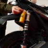 SILENCE S01+ – scooter électrique 125 cm3 – amortisseur arrière réglable