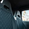Location Simplici S1 – voiture sans permis électrique en Île-de-France – détail siège matelassé