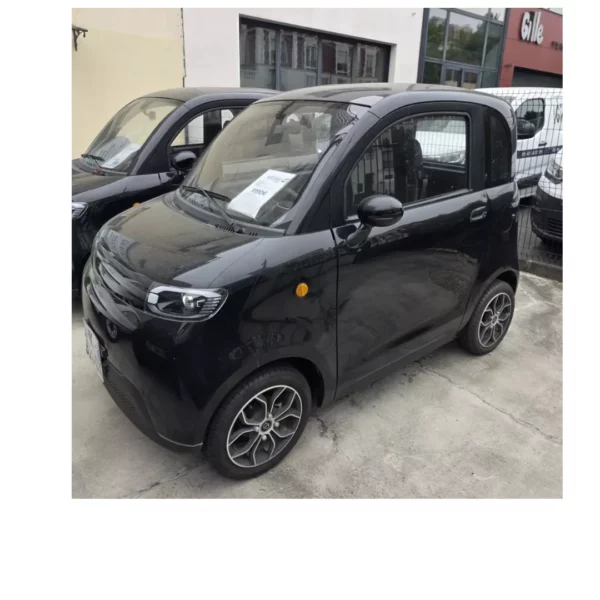 SIMPLICI S1 – Noir brillant – Occasion – 2026 – moins de 100 km