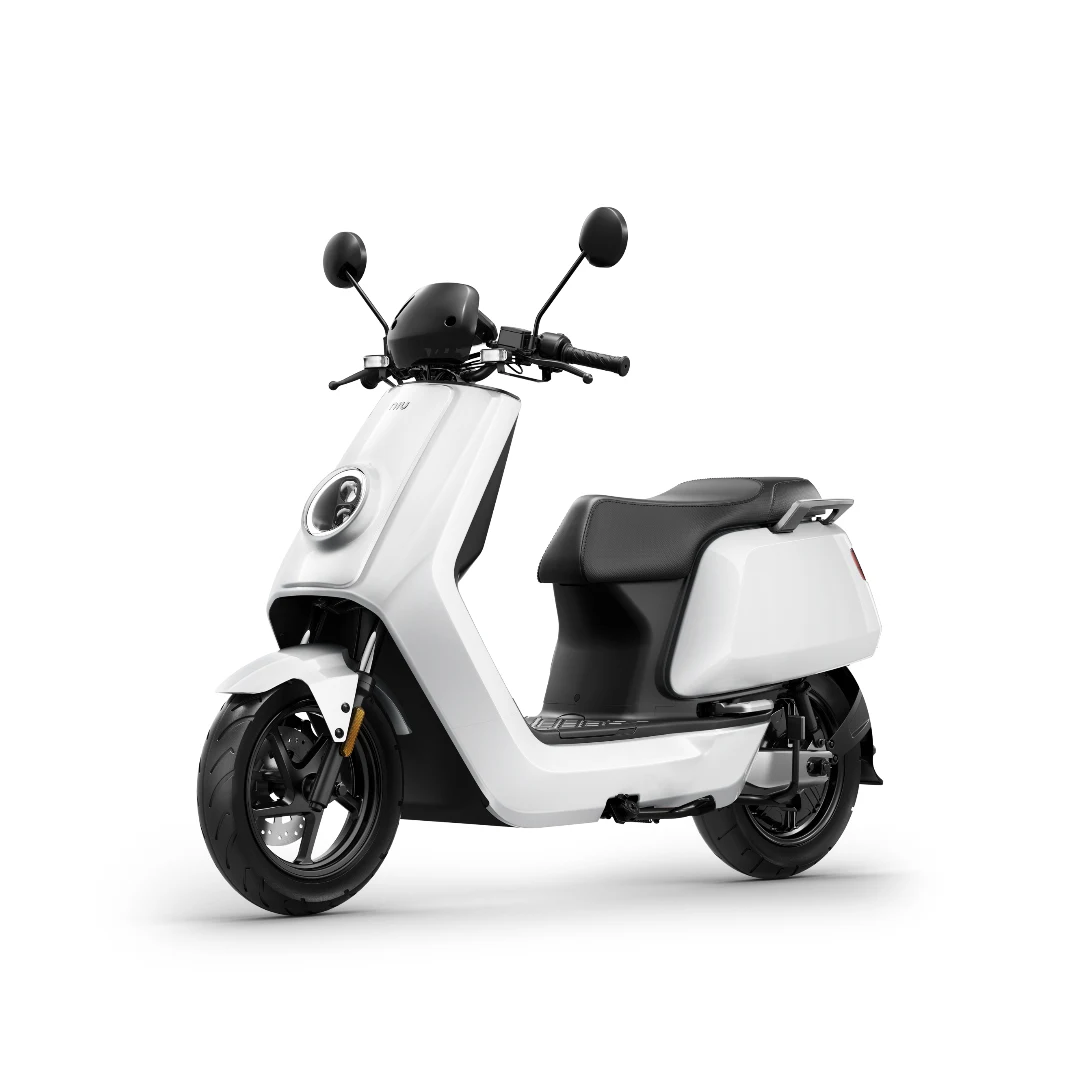 NIU - NQi Sport blanc – vue 3/4 avant
